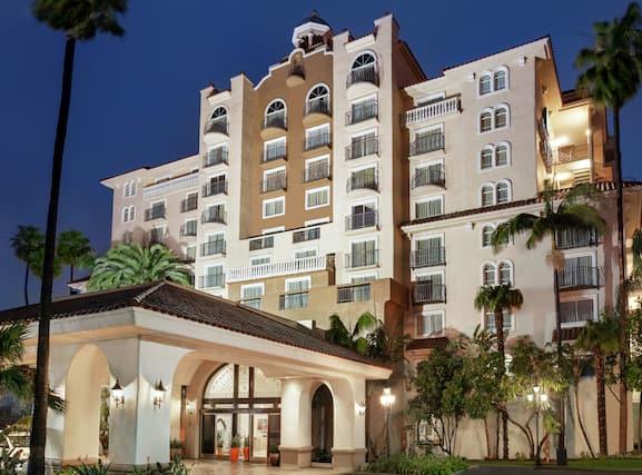 embassy-suites-hotel Santa Ana